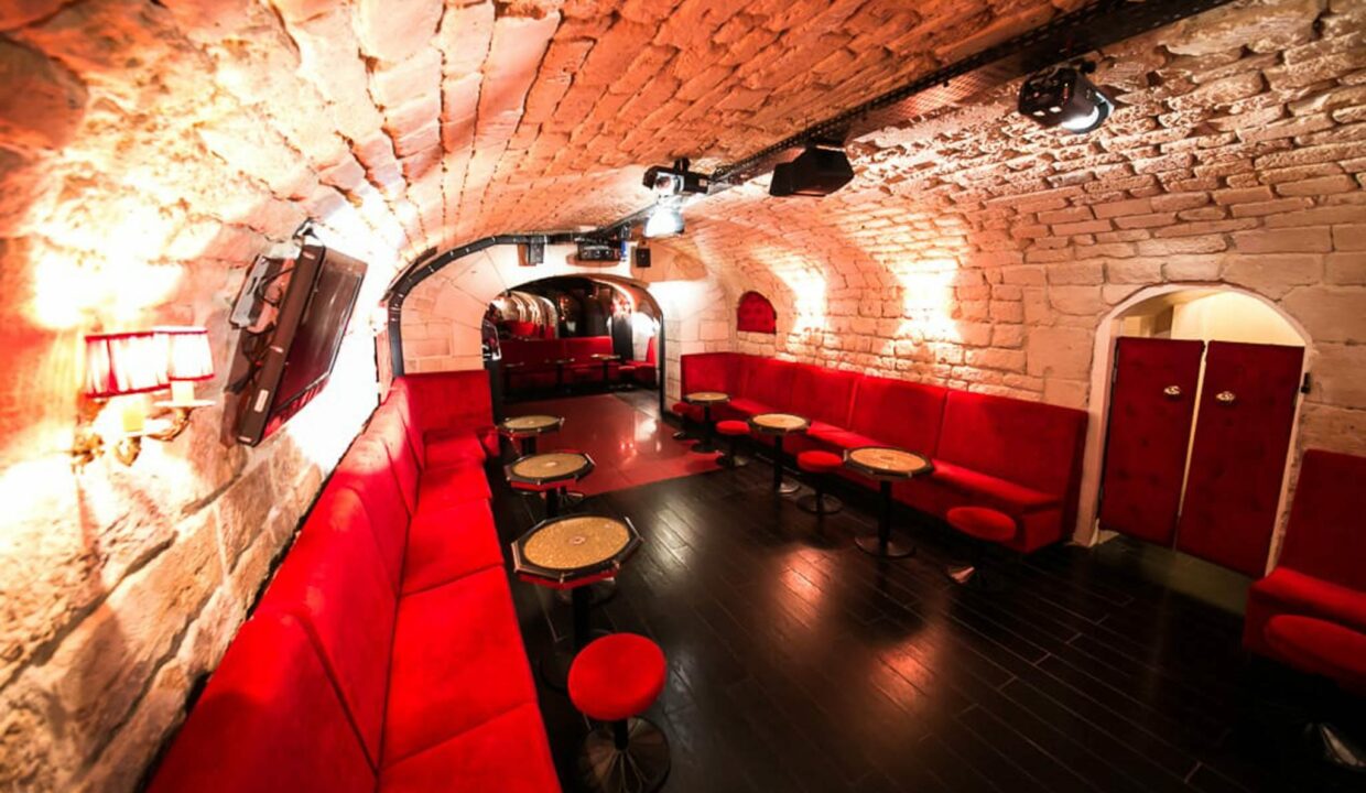 les-dessous-du-5eme-espace-anniversaire-paris