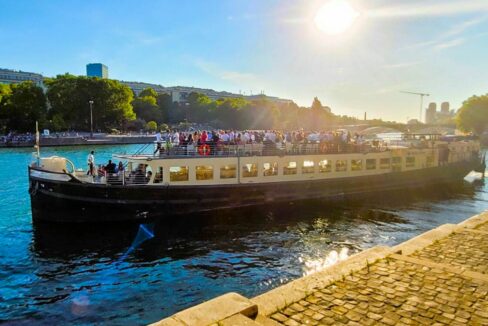 La Péniche de Christina - Lieu événementiel à louer à Paris