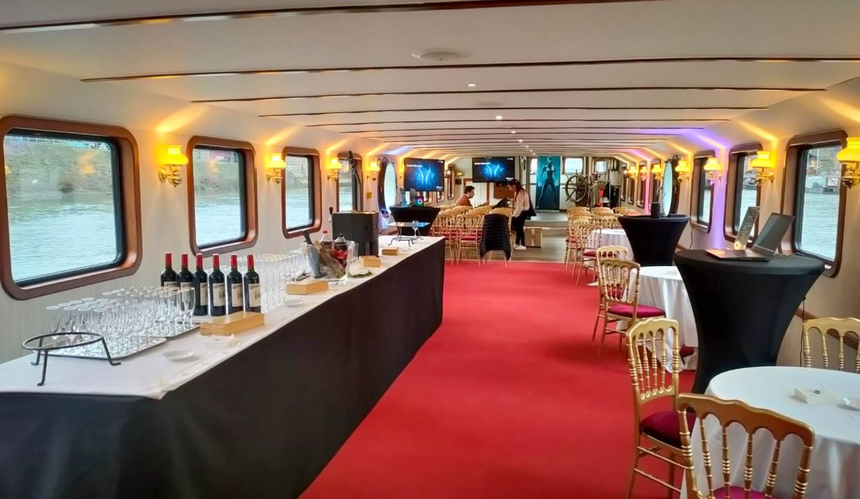 la-peniche-de-louise-08