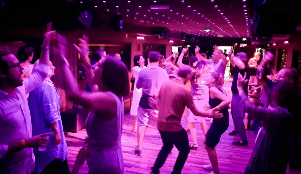 la-peniche-de-matthieu-soiree-club