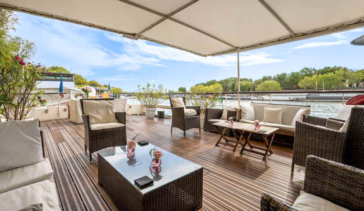 la-peniche-de-marie-03