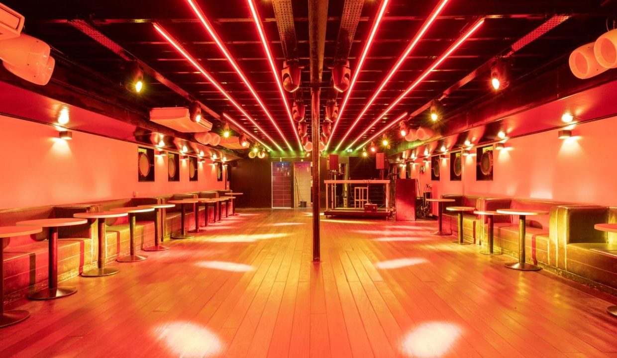 la-peniche-de-coline-180