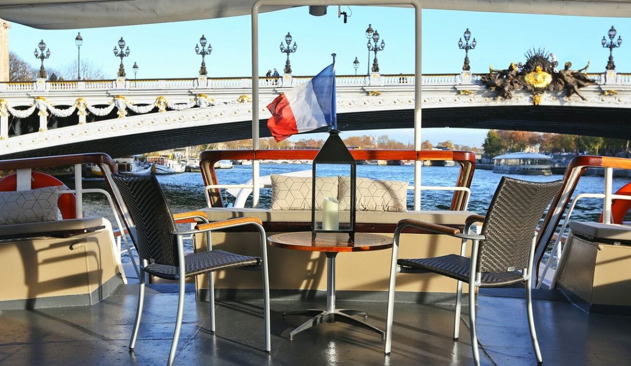 la-peniche-de-simon-soiree-entreprise