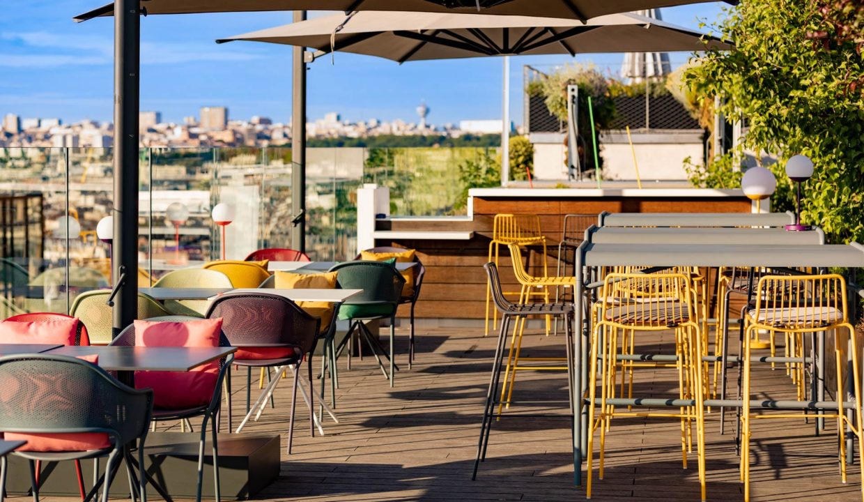 le-rooftop-de-laly-02