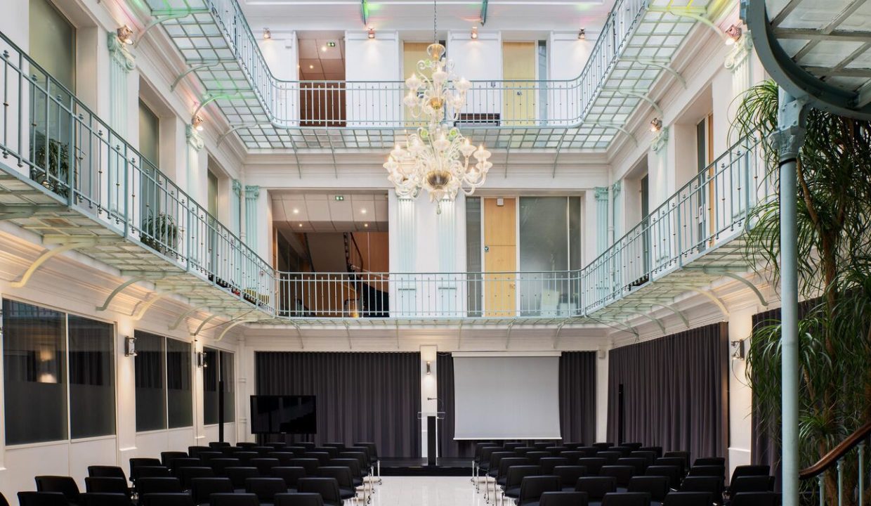 l-espace-de-clea-9001